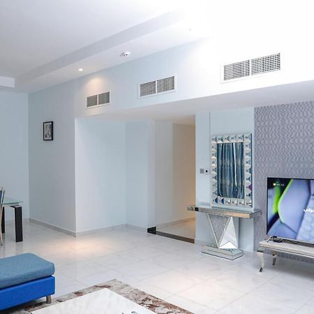 Swan Towers Aparthotel Manama Eksteriør bilde