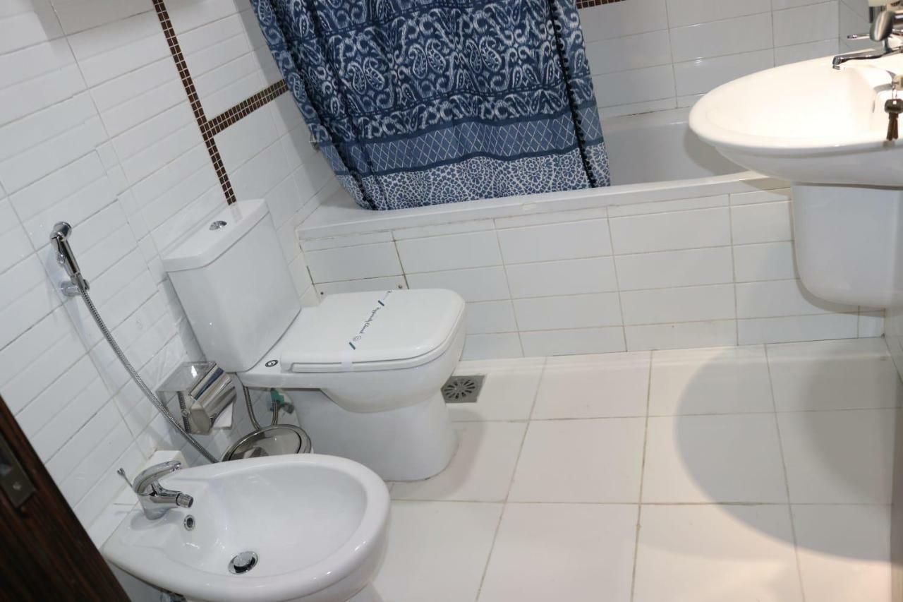 Swan Towers Aparthotel Manama Eksteriør bilde